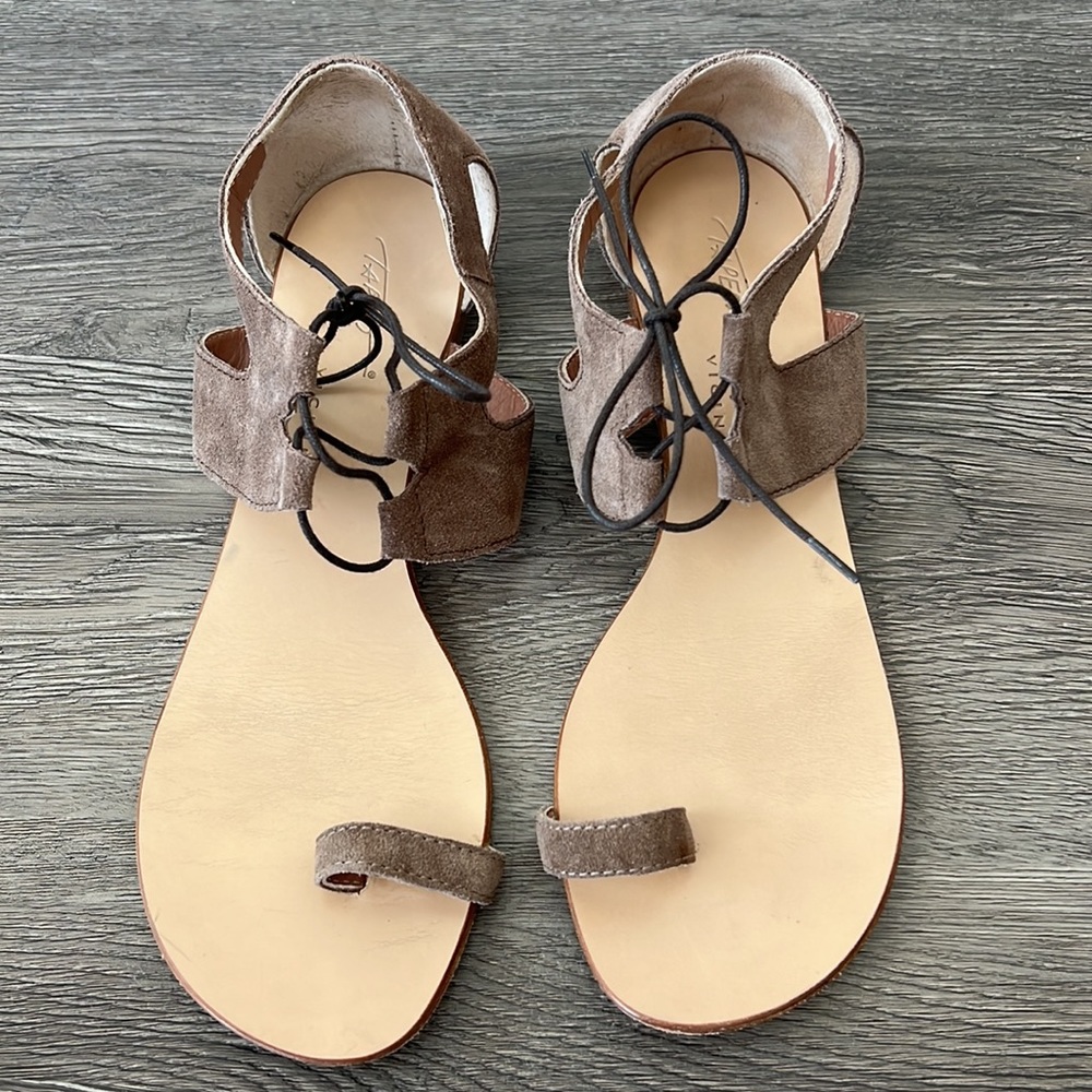 Tapeet Vicini Sandals 38